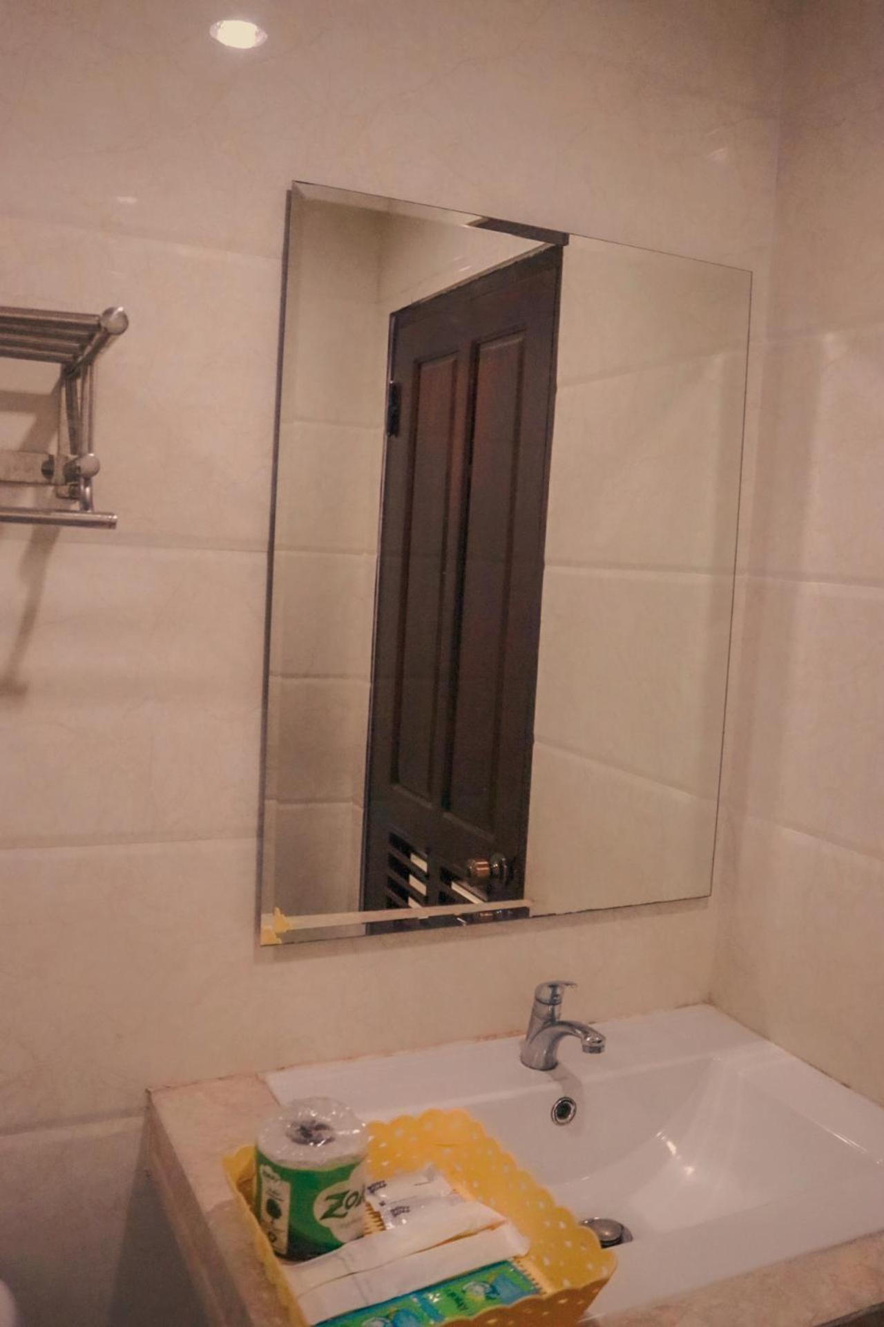 Vang Vieng Consiana Hotel エクステリア 写真